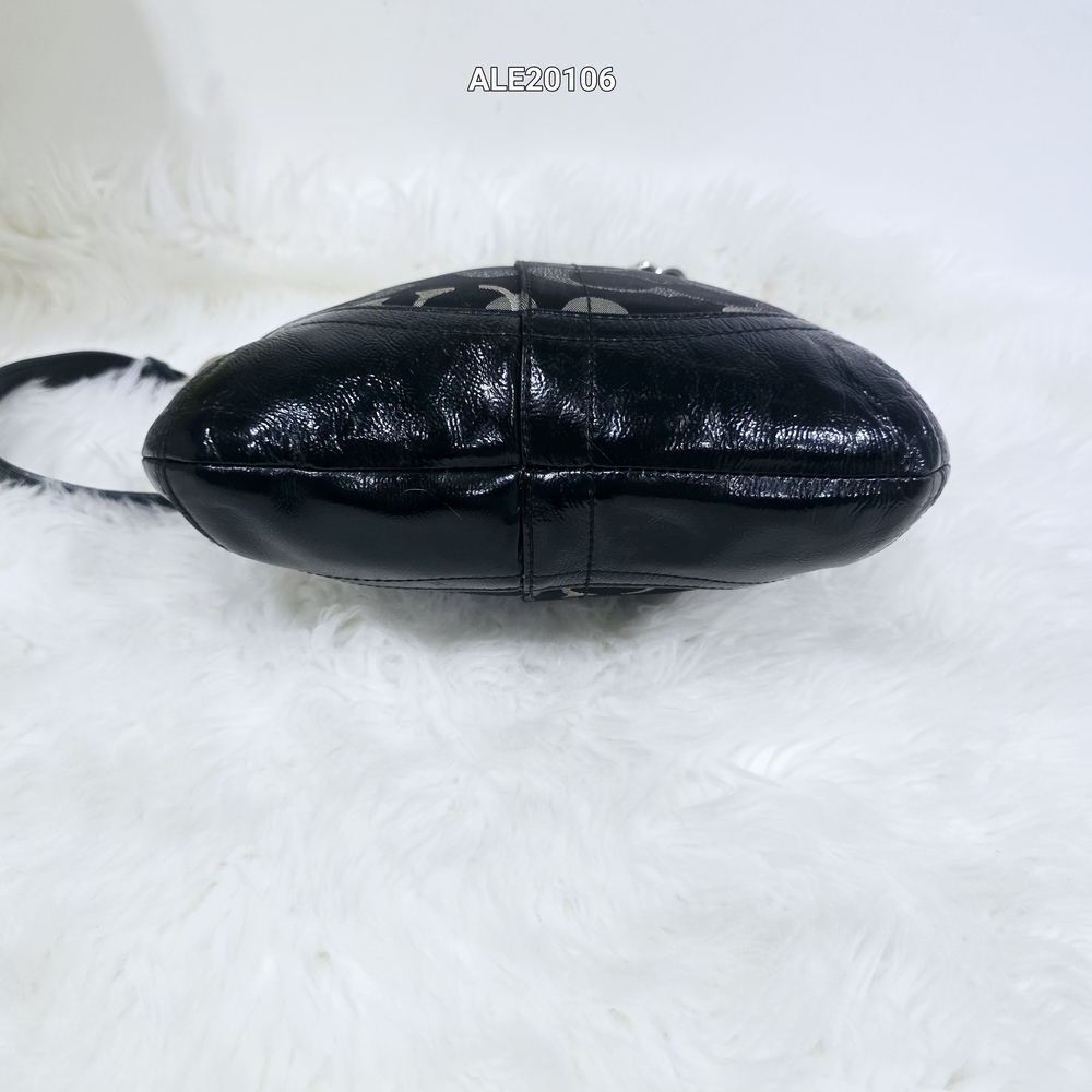 Coach black and silver crossbody bag in Optic Metallic Signature F19820 - Picture 11 of 15